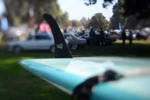 qustom viceroy surfboard and vintage bmws